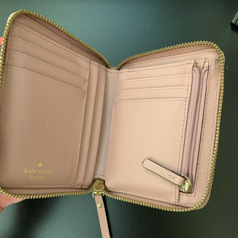 Kate Spade Wallet - Picture 4 of 7